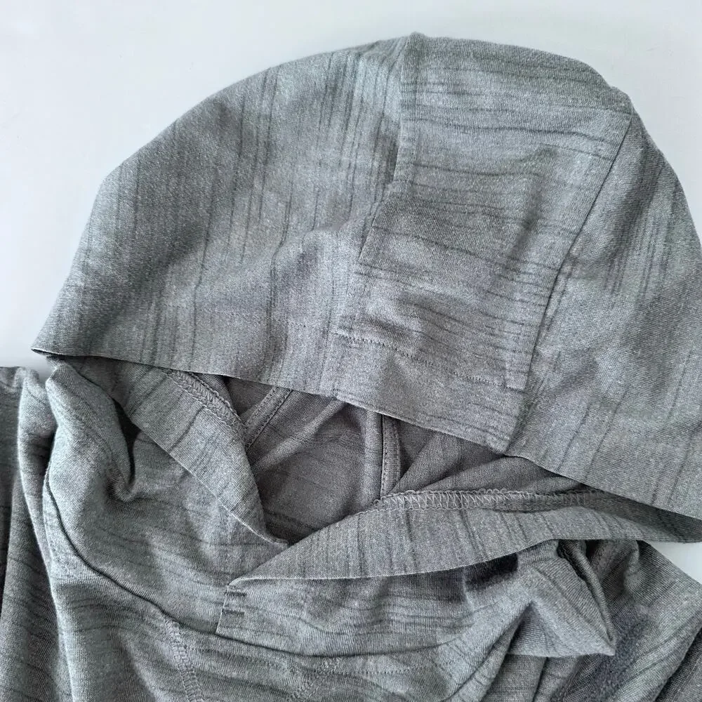 Levelwear hooded golf